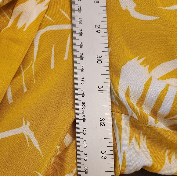 MSK Yellow Sleveless Floral Dressy Romper Size Small. Pants. - Picture 6 of 12